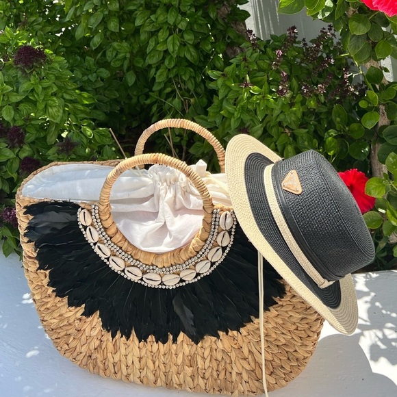 LARGE HANDMADE BRACH BAG WITH FEATHERS - Picture 3 of 17